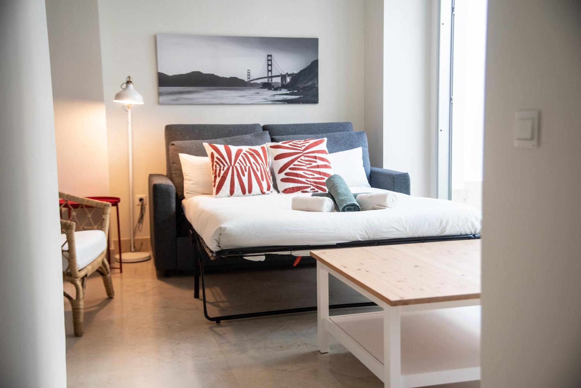 Tentudia Charming Apartments With Private Roof-Top Or Patio In San Bernardo By Ocityzen Sevilla Buitenkant foto