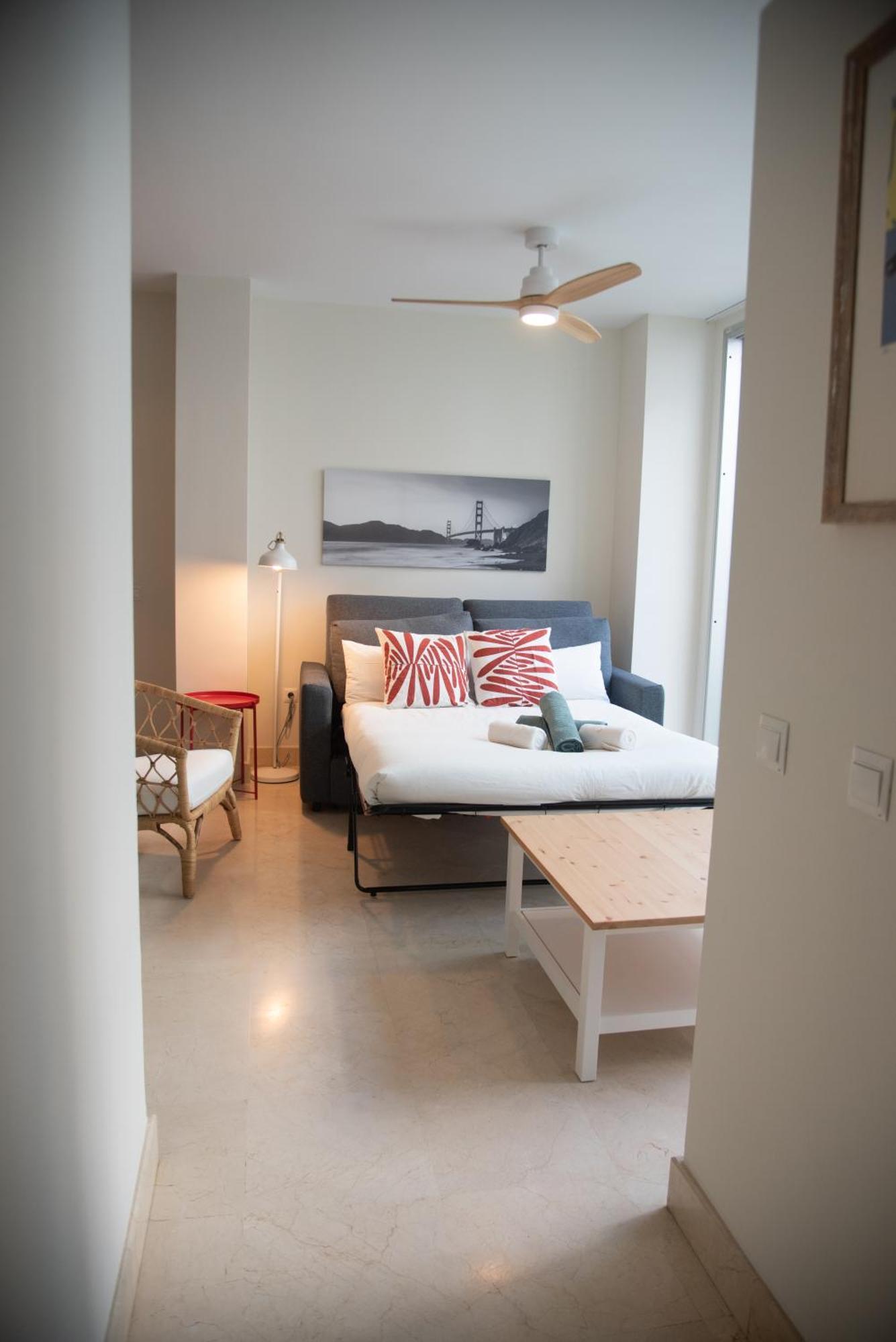 Tentudia Charming Apartments With Private Roof-Top Or Patio In San Bernardo By Ocityzen Sevilla Buitenkant foto