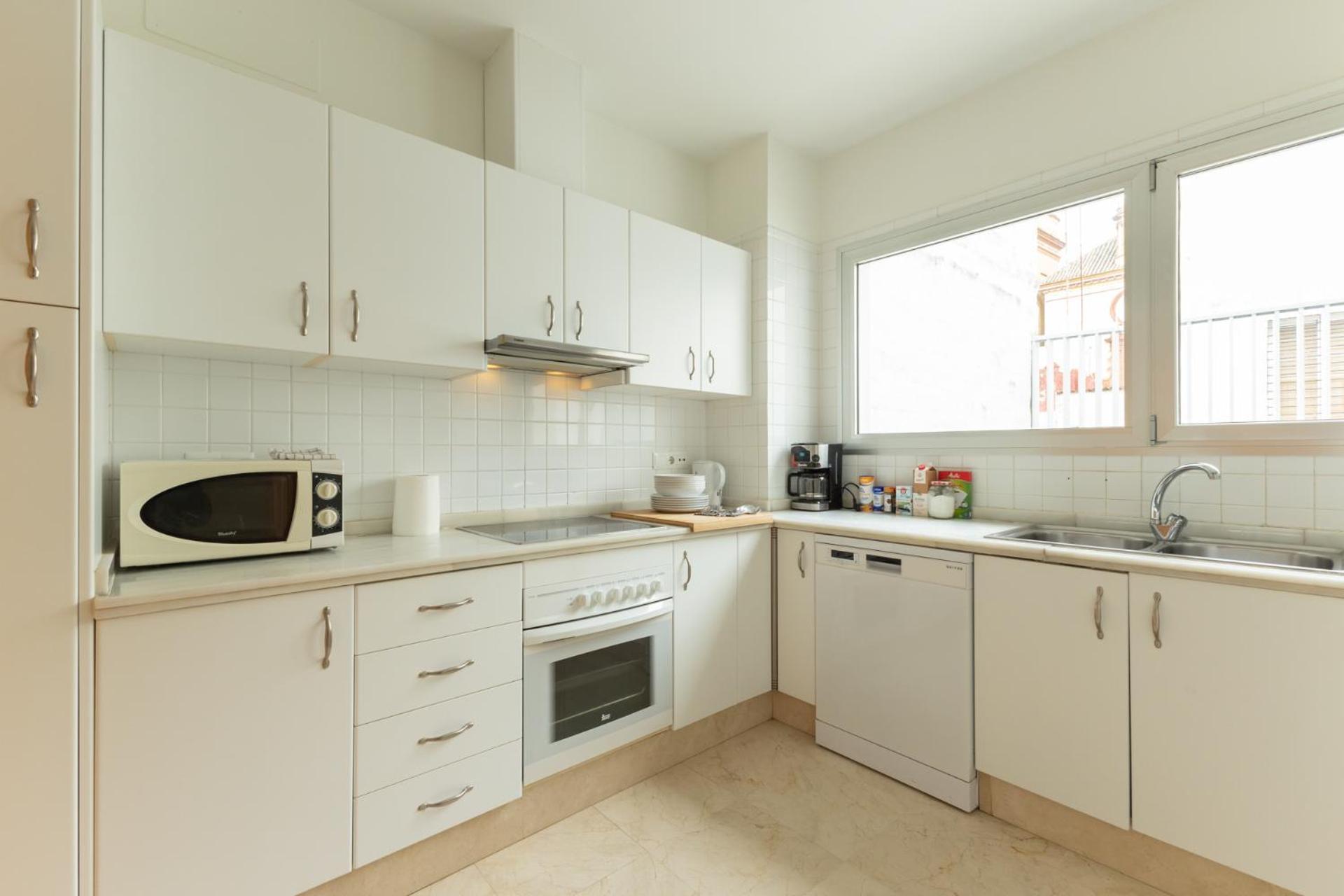 Tentudia Charming Apartments With Private Roof-Top Or Patio In San Bernardo By Ocityzen Sevilla Buitenkant foto