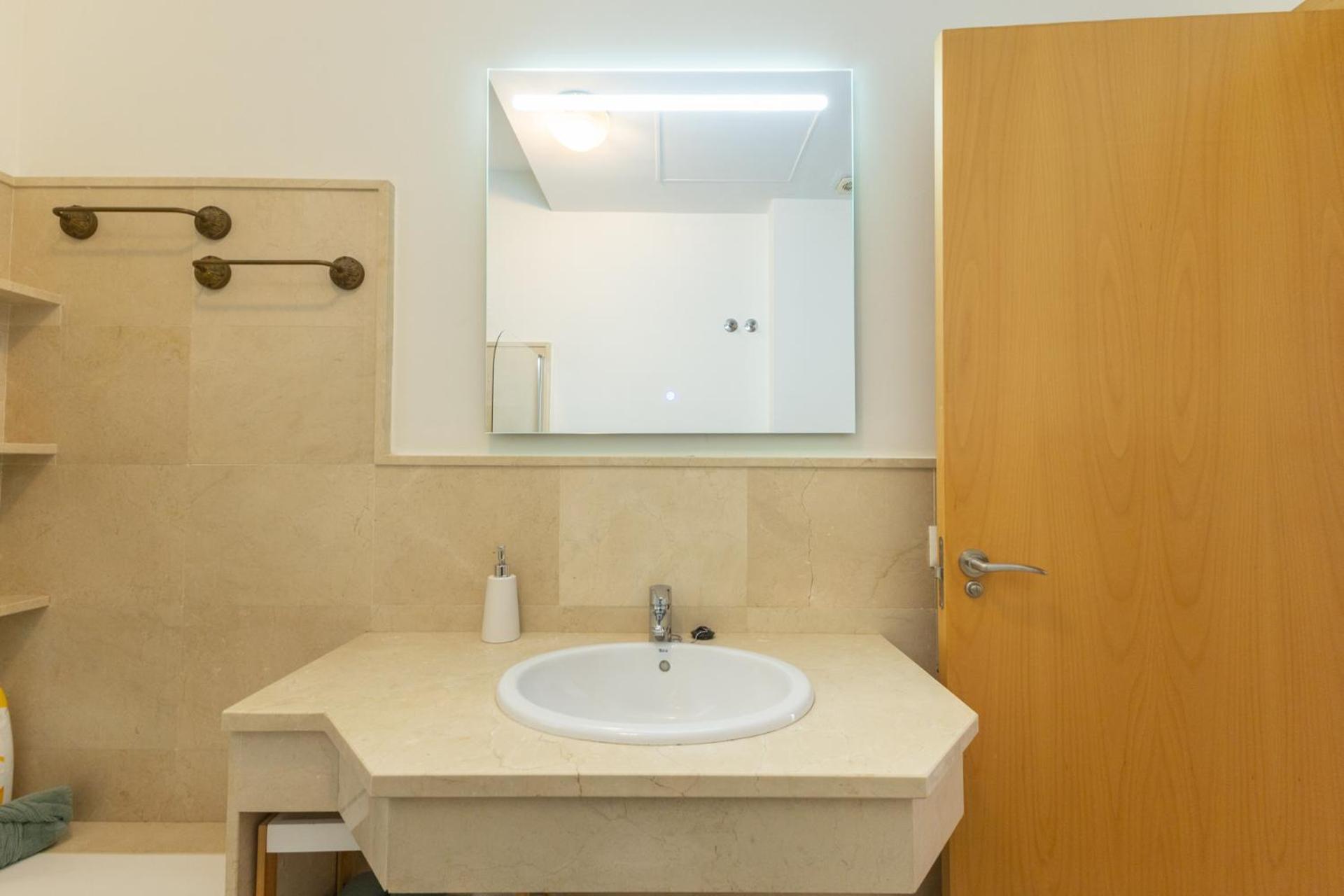 Tentudia Charming Apartments With Private Roof-Top Or Patio In San Bernardo By Ocityzen Sevilla Buitenkant foto