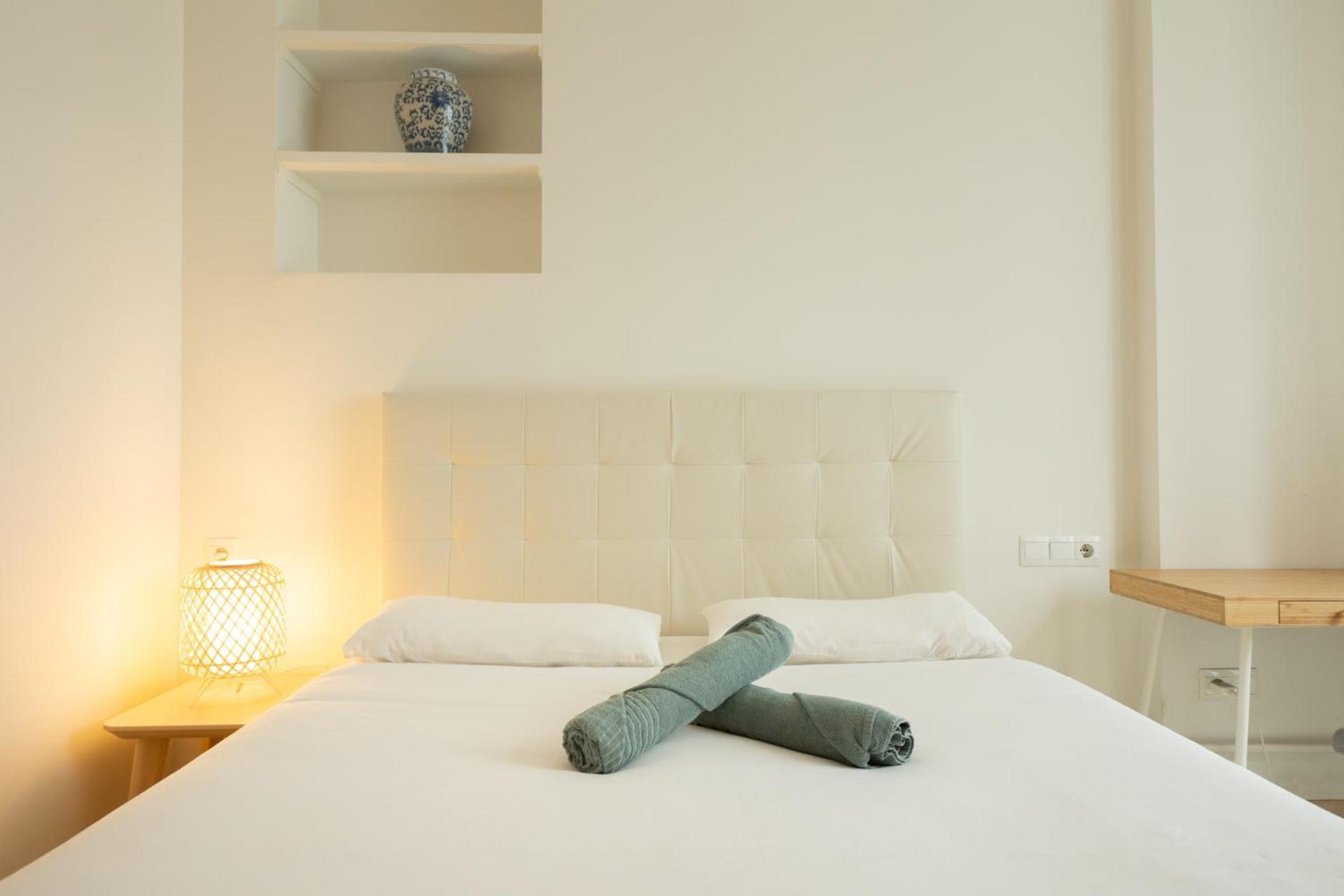 Tentudia Charming Apartments With Private Roof-Top Or Patio In San Bernardo By Ocityzen Sevilla Buitenkant foto