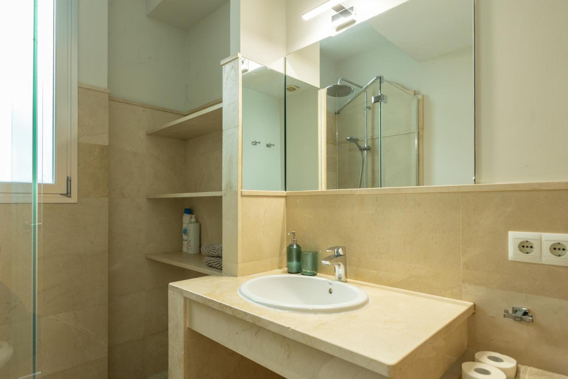 Tentudia Charming Apartments With Private Roof-Top Or Patio In San Bernardo By Ocityzen Sevilla Buitenkant foto